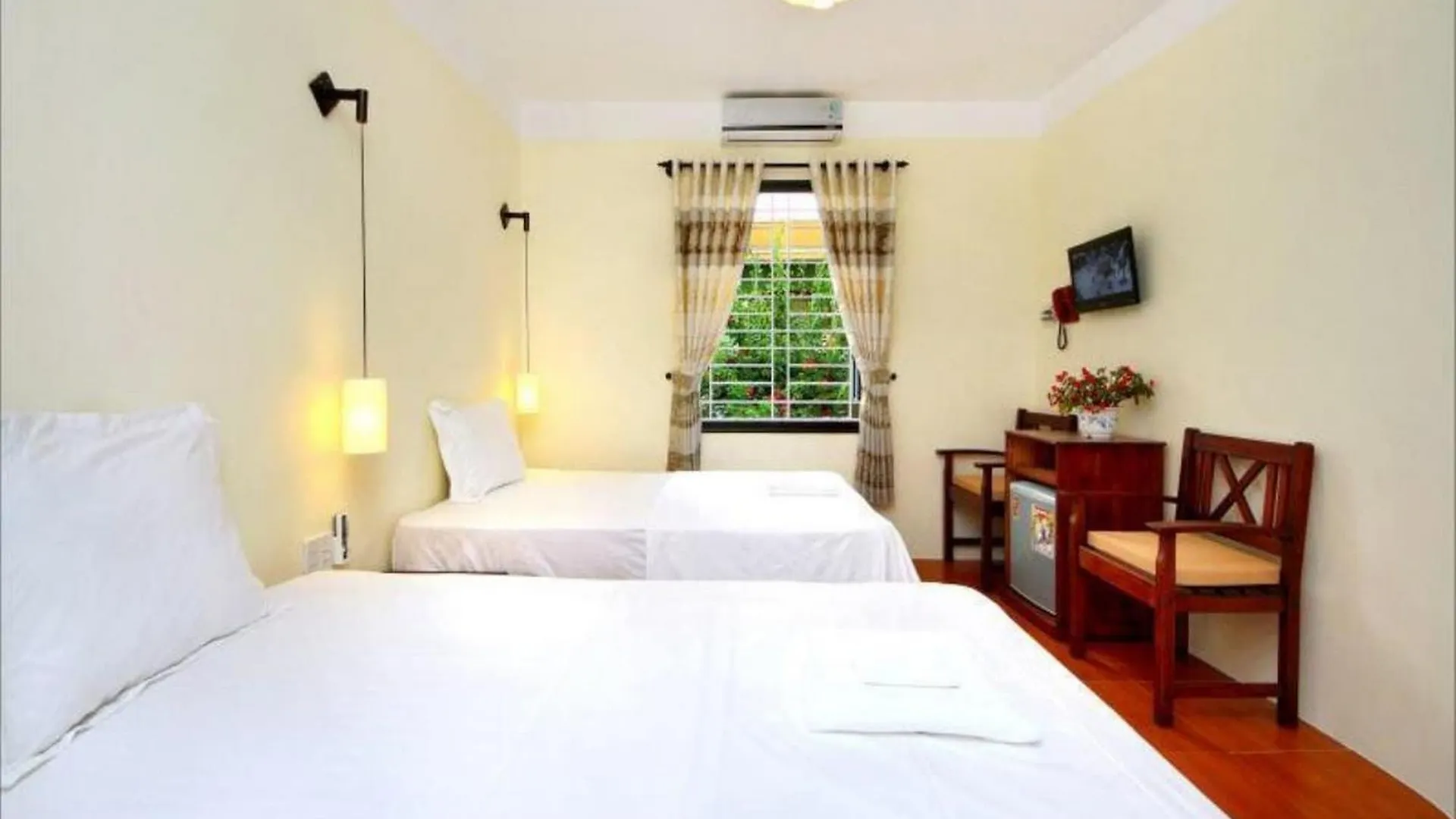 Hop Y Hoi An Homestay